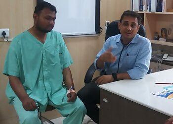 Dr. Hiren Parikh, MBBS, DTCD, DNB, FCCP, CIH, CDM - AADICURA SUPERSPECIALITY HOSPITAL