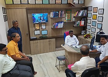 Dr. Jalil Mujawar, MBBS, MS - SOLAPUR ENT CLINIC