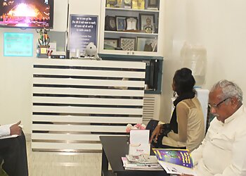 Dr Javed Ali Khan, MD, DM, FACC, FCSI - TEXAS HEART CLINIC