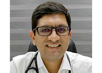 Dr. Jignesh Usdadiya, MBBS, MD, DM - SHREEJI RHEUMATOLOGY CLINIC