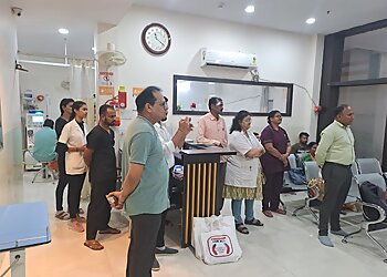 Dr. Jitesh Jeswani, MBBS, MD, DM - NEPHRON KIDNEY HOSPITAL