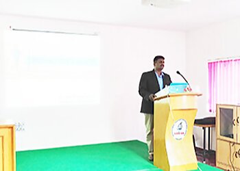 Dr. John Dinesh, MBBS, MD, FIPS - EAST COAST HOSPITALS-DIAGNOSTIC CENTRE