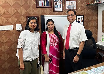 Dr. K J Reddy, MS (PGI), DNB, FRCS(UK), FRCS (Ortho) - KJR Clinic