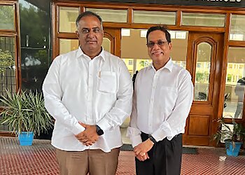 Dr. K J Reddy, MS (PGI), DNB, FRCS(UK), FRCS (Ortho) - KJR Clinic