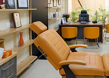 Dr. K. M. Kapoor, MBBS, M.Ch - ANTICLOCK CLINIC