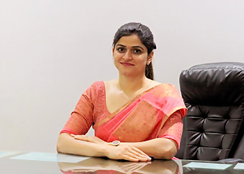 Dr. Kadambari B. Desai, MBBS, M.S., F.I.O.U - ASHOK HOSPITAL