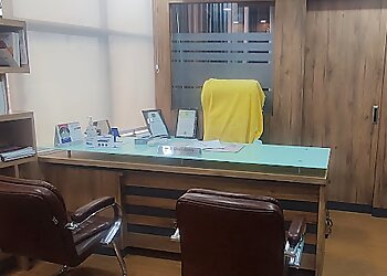 Dr. Kamal Bhadoria, MBBS, MD, DVL