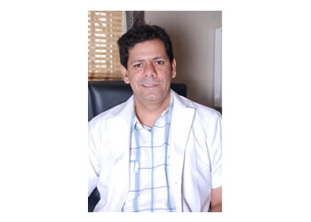 Dr. Kamal Tolani, MBBS, MS - SWASTIK ADVANCED ORTHOPAEDIC HOSPITAL