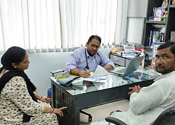 Dr. Kanhaiya Agrawal, MBBS, MD, DM - HORMONES AND DIABETES CARE