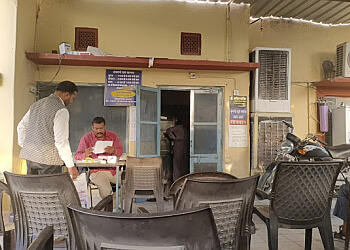 Dr. Kapil Pareek, MBBS, MS, M.Ch