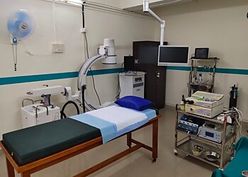 Dr. Karan Julka, MBBS, DNB, MRCS, FAMASI, FIAGES - KALYAN GASTRO CENTER