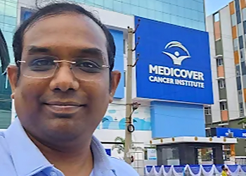 Dr. Karthik Chandra V, MBBS, MS, MCh, DNB - MEDICOVER HOSPITAL