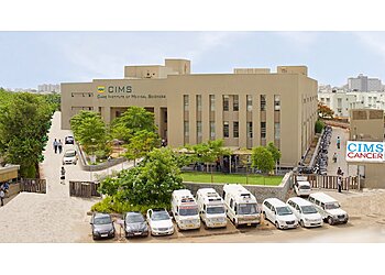 Dr. Keyur Parikh, MBBS, MD, FCSI, FACC, FESC, FSCAI, FIACS - CIMS HOSPITAL