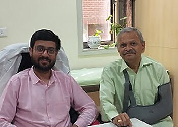 Dr. Kushan Nanavati, MBBS, MS, DNB