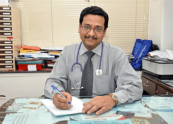 Dr. Lalit Kumar Agarwal, MBBS, MD, DM, DNB - WOODLANDS MULTISPECIALITY HOSPITAL