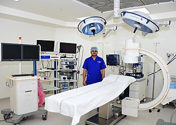 Dr. Lokesh Gutta MBBS, MD, IDCCM, EDARM - MANIPAL HOSPITALS