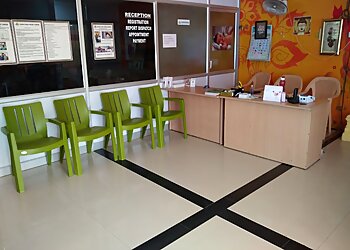 Dr. M. Girish Deepak, MBBS, MD, DM - NARAYANA HEART CENTRE