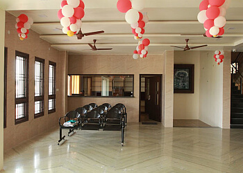 Dr. M. Jasmin Sajna, MBBS, MD, MRCP - JAZBAH CLINIC