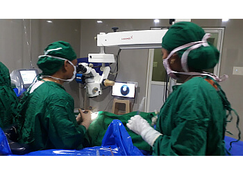 Dr. M Ravikumar, MS - MRC EYE HOSPITAL