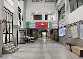 Dr. Madhu Sudan Agrawal, MBBS, MS, MNAMS, M.Ch - PUSHPANJALI HOSPITAL & RESEARCH CENTRE