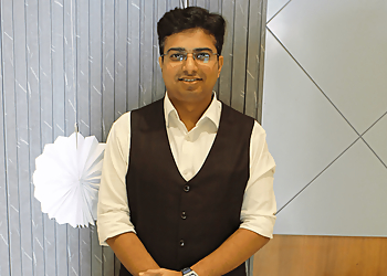 Dr. Malay Parekh, MBBS, DNB - SHANAYA DIABETES & OBESITY CENTRE