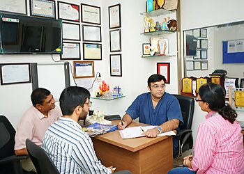 Dr. Manish Saini, MBBS, MS, FIASM, FJR