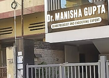 Dr. Manisha Gupta, MBBS, MRCP/SCE
