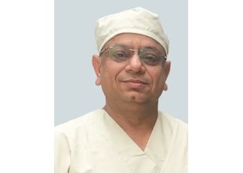 Dr. Manoj Agarwal, MBBS, MS - DHANWANTARI TOMAR HOSPITAL