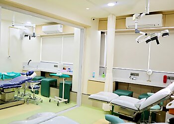 Dr. Manoj Bachhav, MBBS, MS, M.Ch, DNB, MNAMS, FACS - ELITE PLASTIC & COSMETIC SURGERY