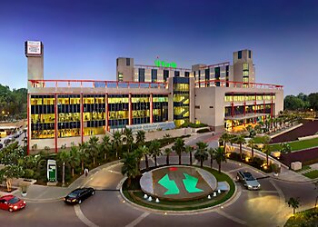 Dr. Manoj K Goel MBBS, MD, FCCP, DIP, FIAB, FISDA, FICM, FISM