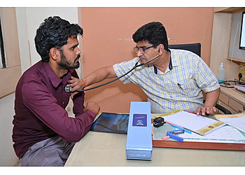 Dr. Manoj Kumar Agrawal MBBS , MD FCCP - SHREE JII BAREILLY GOLDEN HOSPITAL