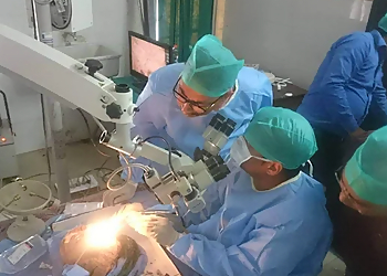 Dr.Manoj Kumar, MBBS, MS