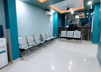 Dr. Manoj Kumar Singh, MBBS, MD - YAMINI BALYA CHIKITSALAYA