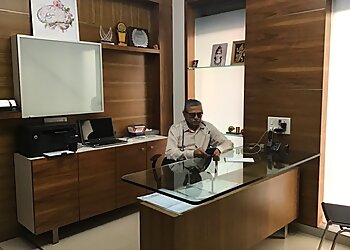 Dr. Manoj Namdeo Gulhane, MBBS, MD, DM - DR MANOJ GULHANE CLINIC