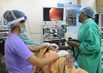 Dr. Mayank Agarwal, MBBS, DM - APPOLLO CLINIC