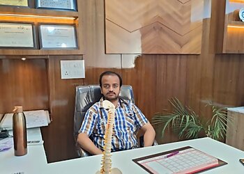 Dr. Mayank Gupta MBBS, MD, DNB, EULAR - ADVANCE ARTHRITIS AND RHEUMATOLOGY CLINIC