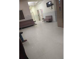 Dr. Mayank Jain, MBBS, DM - SHRI RAM HOSPITAL