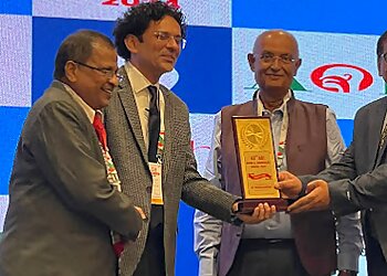 Dr. Meenesh Juvekar, MBBS, MS, DNB, DORL, MNAMS - JUVEKAR NURSING HOME