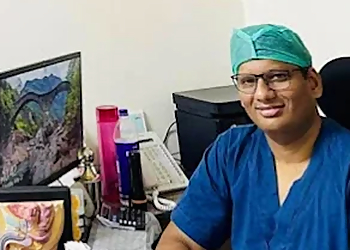 Dr. Moin Mohammed Bhavikatti, MBBS, MS, M.Ch, DNB