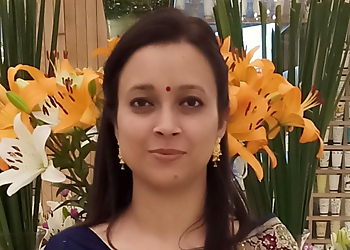 Dr. Mona Dhingra MBBS, MD, DM - 