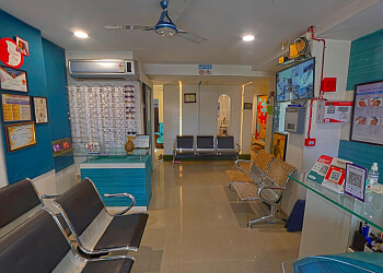 Dr. Monika Jethani, MBBS, DNB, MNAMS - THE EYE CLINIC