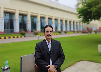 Dr. Mridul Das MBBS, MD, CMD 