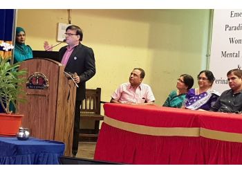 Dr. Mrugesh Vaishnav, MBBS, MD