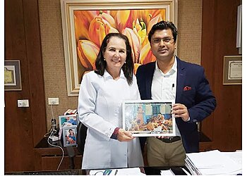 Dr. Mukesh Kumar, MBBS, M.Ch - LA BELLEZA AESTHETICA