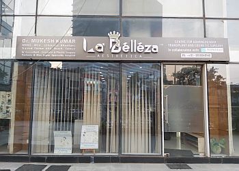 Dr. Mukesh Kumar, MBBS, M.Ch - LA BELLEZA AESTHETICA