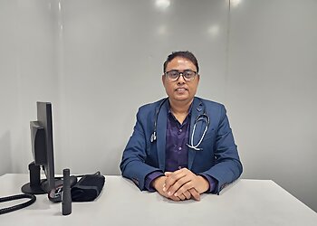 Dr. Mukesh Kumar Vijay, MBBS, MS, FCCS, M.Ch - HEALCARE SUPERSPECIALITY CLINIC