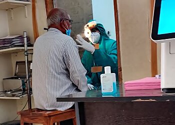 Dr. Muppidi Vineel Reddy MBBS, MS - SRI SAI E N T CLINIC