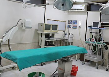 Dr. N K Aggarwal, MBBS, MS, FICS, Mch(Orth) - N K AGGARWAL JOINTS & SPINE CENTRE