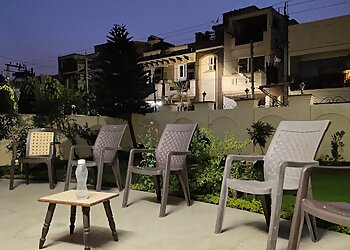 Dr. Narita Jamwal, MBBS, MD