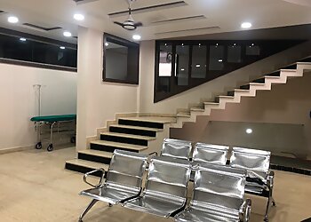 Dr. Naval Khurana, MBBS, M.Ch - KHURANA HOSPITAL